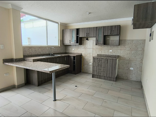 Foto 4 de RENTO CASA DENTRO DE CONJUNTO SECTOR MIRASIERRA – VALLE DE LOS CHILLOS