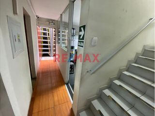 Foto 6 de ID: 1122295 Casa De 4 Pisos A 2 Cuadras Del Open Plaza De Angamos (Uso Residencial O Administrativo)
