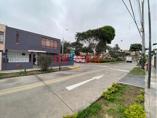 Foto 11 de ID: 1122295 Casa De 4 Pisos A 2 Cuadras Del Open Plaza De Angamos (Uso Residencial O Administrativo)