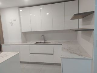 Foto 4 de VENDO casa Jockey Club Ciudad Jardín Cali