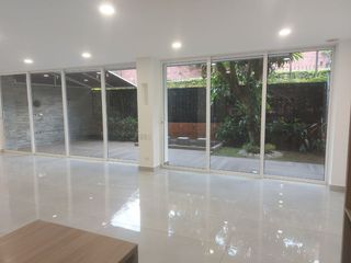 Foto 10 de VENDO casa Jockey Club Ciudad Jardín Cali