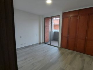 Foto 20 de VENDO casa Jockey Club Ciudad Jardín Cali