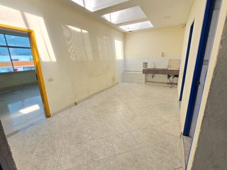 Foto 3 de LOCAL EN ARRIENDO CON OFICINAS - PUENTE ARANDA