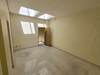 Foto 6 de LOCAL EN ARRIENDO CON OFICINAS - PUENTE ARANDA