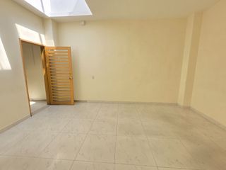 Foto 7 de LOCAL EN ARRIENDO CON OFICINAS - PUENTE ARANDA