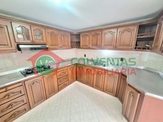Foto 2 de ARRIENDO CASA 200M2 USO COMERCIAL AL LADO DEL ANTIGUO CLUB PROFESIONALES