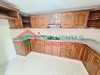 Foto 5 de ARRIENDO CASA 200M2 USO COMERCIAL AL LADO DEL ANTIGUO CLUB PROFESIONALES