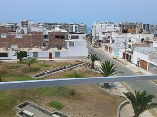 Foto 3 de Triplex de estreno con piscina en Punta Hermosa – ¡Vive frente a parque!