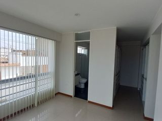 Foto 18 de Triplex de estreno con piscina en Punta Hermosa – ¡Vive frente a parque!