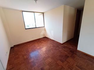 Foto 4 de ARRIENDO DEPARTAMENTO SECTOR LA OFELIA NORTE DE QUITO