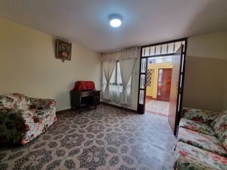 Foto 43 de VENDO AMPLIA CASA EN CARABAYLLO