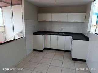 Foto 4 de Amplio Departamento Duplex (Independiente) En Jlbyr