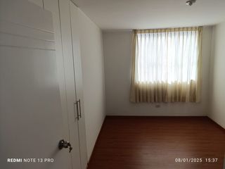 Foto 6 de Se Vente Hermoso Departamento En Urb. Cerrada -A Una Cuadra Del Grifo De La Av.Ee.Uu -Jlbyr