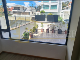 Foto 4 de Venta de departamento en Urb. El Condado