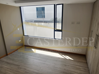 Foto 9 de Venta de departamento en Urb. El Condado