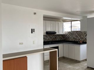 Foto 13 de Arriendo apartamento Calazanz Medellin