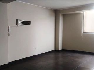 Foto 1 de Alquiler De Oficina Surquillo 50M2