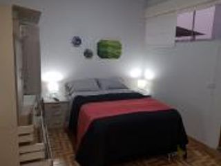 Foto 5 de Alquilo en MIRAFLORES, SAN ANTONIO, habitación ejecutiva. Limpia y desinfectada, bien ventilada e iluminada.