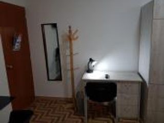 Foto 12 de Alquilo en MIRAFLORES, SAN ANTONIO, habitación ejecutiva. Limpia y desinfectada, bien ventilada e iluminada.