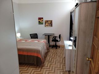 Foto 3 de MIRAFLORES, SAN ANTONIO, alquiler de habitación ejecutiva - 2.4 - limpia y desinfectada, bien iluminada y ventilada.