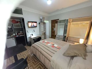 Foto 12 de MIRAFLORES, SAN ANTONIO, alquiler de habitación ejecutiva - 2.4 - limpia y desinfectada, bien iluminada y ventilada.