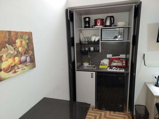 Foto 16 de MIRAFLORES, SAN ANTONIO, alquiler de habitación ejecutiva - 2.4 - limpia y desinfectada, bien iluminada y ventilada.