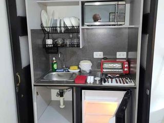 Foto 17 de MIRAFLORES, SAN ANTONIO, alquiler de habitación ejecutiva - 2.4 - limpia y desinfectada, bien iluminada y ventilada.