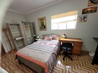 Foto 13 de Alquilo en MIRAFLORES, SAN ANTONIO, habitación ejecutiva. Limpia y desinfectada, bien iluminada y ventilada.