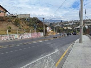 Foto 2 de VENTA BODEGA COMERCIAL EN AMBATO, SECTOR CIUDADELA INGAHURCO