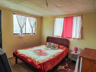 Foto 11 de Casa Vacacional en Venta, Sector la Higuera, Paute
