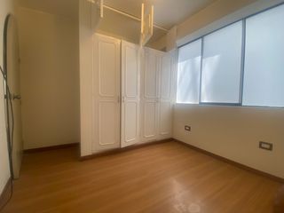 Foto 9 de VENDO AMPLIO DEPARTAMENTO PRIMER PISO ELEVADO REMODELADO CASUARINAS SUR