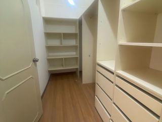 Foto 15 de VENDO AMPLIO DEPARTAMENTO PRIMER PISO ELEVADO REMODELADO CASUARINAS SUR