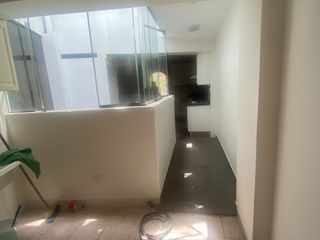 Foto 18 de VENDO AMPLIO DEPARTAMENTO PRIMER PISO ELEVADO REMODELADO CASUARINAS SUR