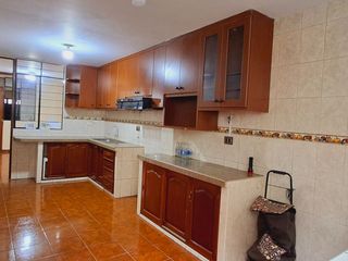Foto 3 de DEPARTAMENTO CON COCHERA EN VENTA EN 1ERR PISO URB. PACÍFICO I - SMP