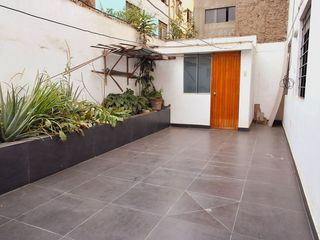 Foto 9 de DEPARTAMENTO CON COCHERA EN VENTA EN 1ERR PISO URB. PACÍFICO I - SMP