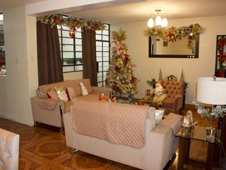 Foto 5 de HERMOSA CASA EN VENTA CON VISTA INTERNA EN JR. MOQUEGUA 3872 - SMP
