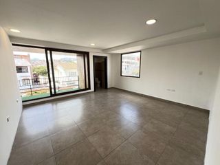 Foto 22 de EN ARRIENDO OFICINA COMERCIAL EDIFICIO BELLA VISTA