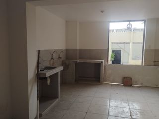 Foto 13 de SE ALQUILA 1 PISO CASITA 150 m2 COMO DEPOSITO Y ALMACEN...