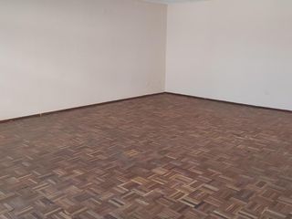 Foto 12 de Vendo Casa Rentera en Quito -  Sector La Magdalena