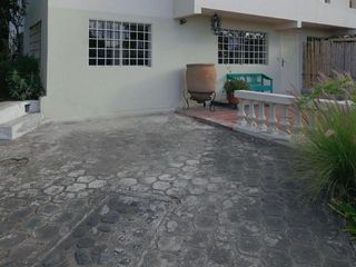 Foto 2 de departamento de renta Tumbaco