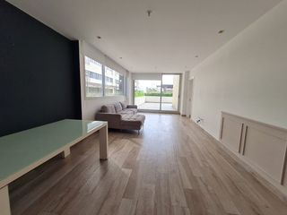 Foto 1 de Venta de Departamento de 3 dormitorios en primer piso alto, Edificio Spazio, Puerto Santa Ana, Guayaquil