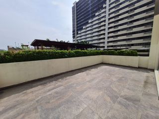 Foto 3 de Venta de Departamento de 3 dormitorios en primer piso alto, Edificio Spazio, Puerto Santa Ana, Guayaquil