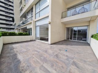 Foto 4 de Venta de Departamento de 3 dormitorios en primer piso alto, Edificio Spazio, Puerto Santa Ana, Guayaquil