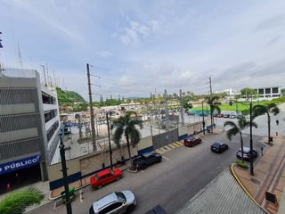 Foto 28 de Venta de Departamento de 3 dormitorios en primer piso alto, Edificio Spazio, Puerto Santa Ana, Guayaquil