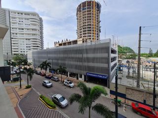 Foto 24 de Venta de Departamento de 3 dormitorios en primer piso alto, Edificio Spazio, Puerto Santa Ana, Guayaquil