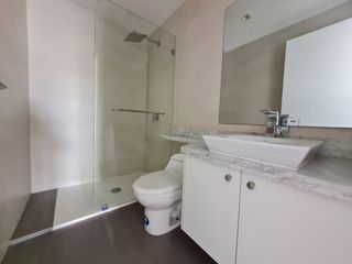 Foto 31 de Venta de Departamento de 3 dormitorios en primer piso alto, Edificio Spazio, Puerto Santa Ana, Guayaquil