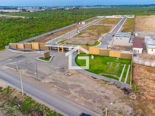 Foto 1 de Terreno en Venta en Urbanización Oro Brianza en Machala