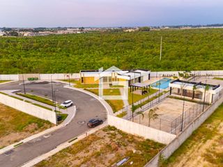 Foto 15 de Terreno en Venta en Urbanización Oro Brianza en Machala