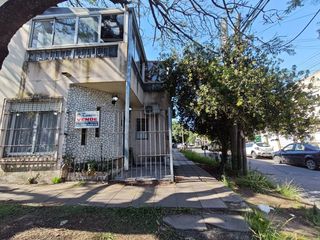 Foto 2 de Castelar - Venta - PH 3 Ambientes