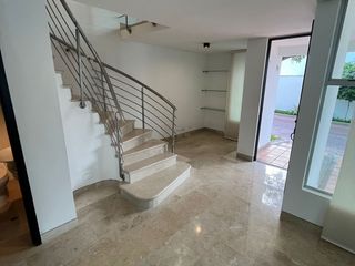 Foto 4 de CASA EN VENTA EN VILLA CAMPESTRE DE 3 HABITACIONES PISOS DE MARMOL